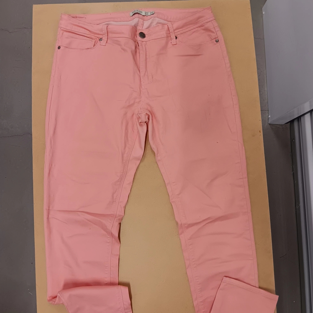 Women's Pink Jeans